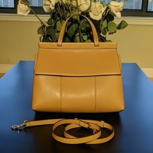 Tory burch purse